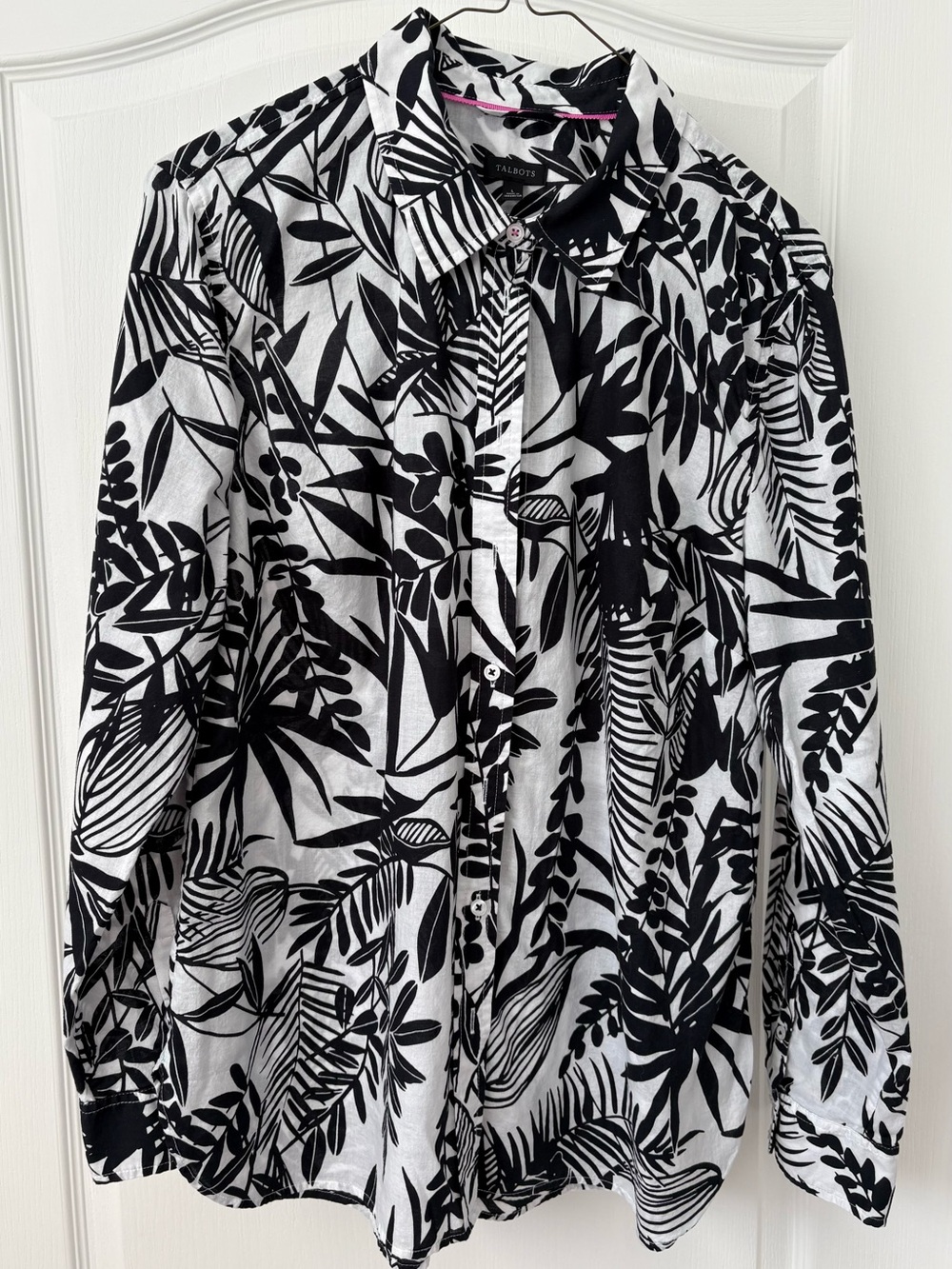 Talbots Black and White Printed Abstract Leaf Button-Down Cotton Shirt